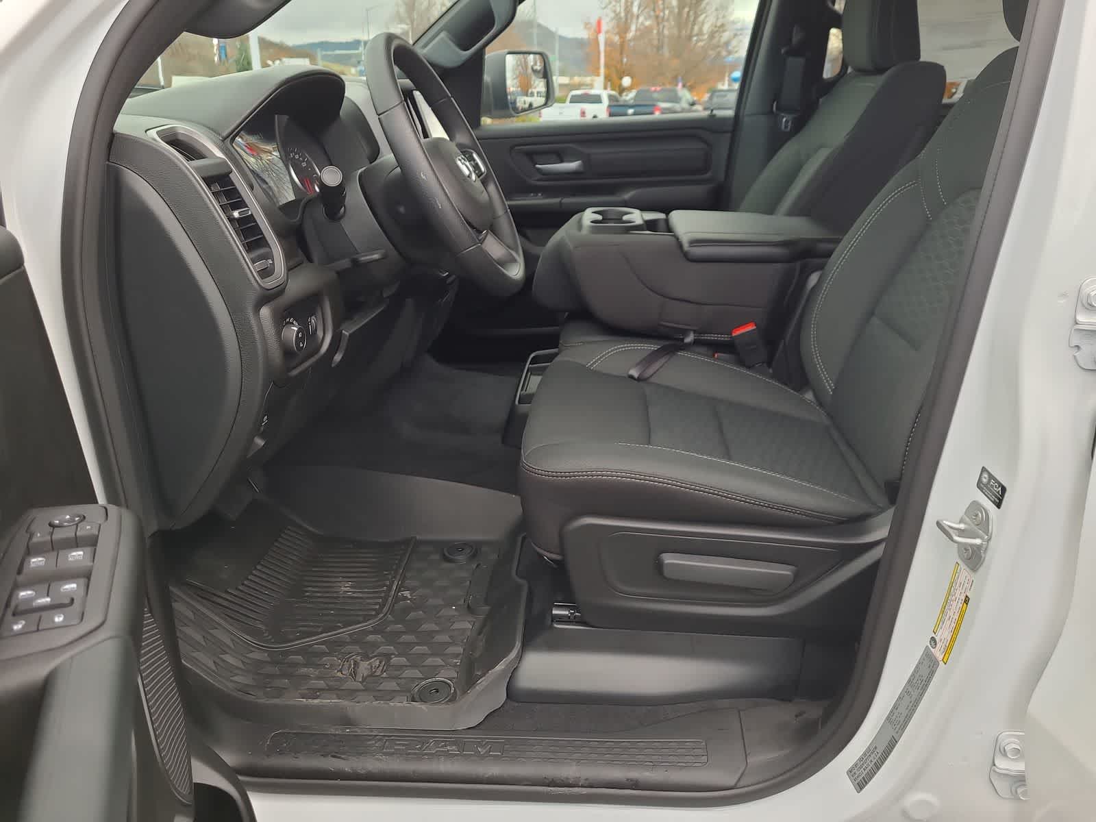 Thumbnail: 2026 RAM 1500 - 19