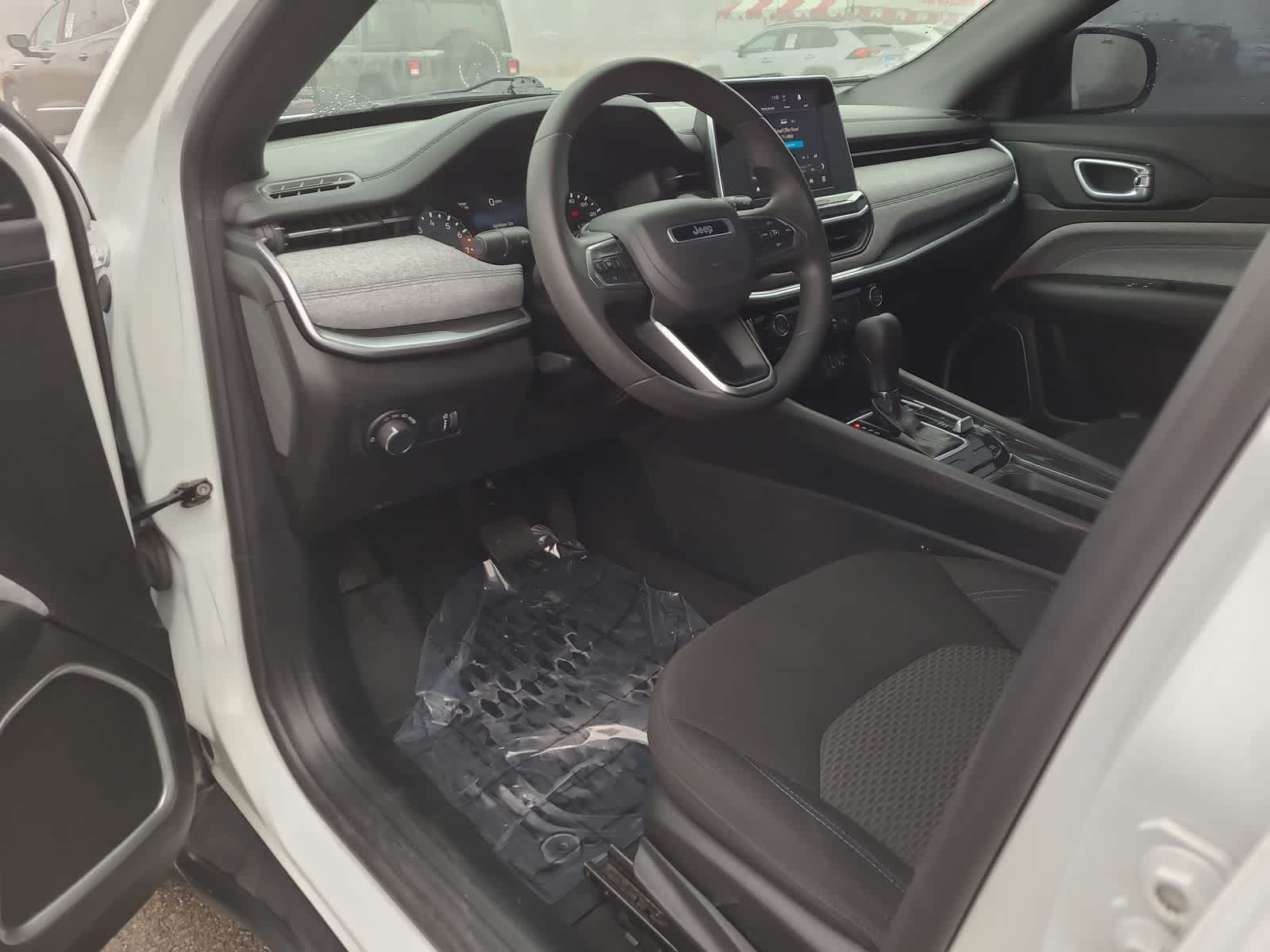 Thumbnail: 2025 Jeep Compass - 10