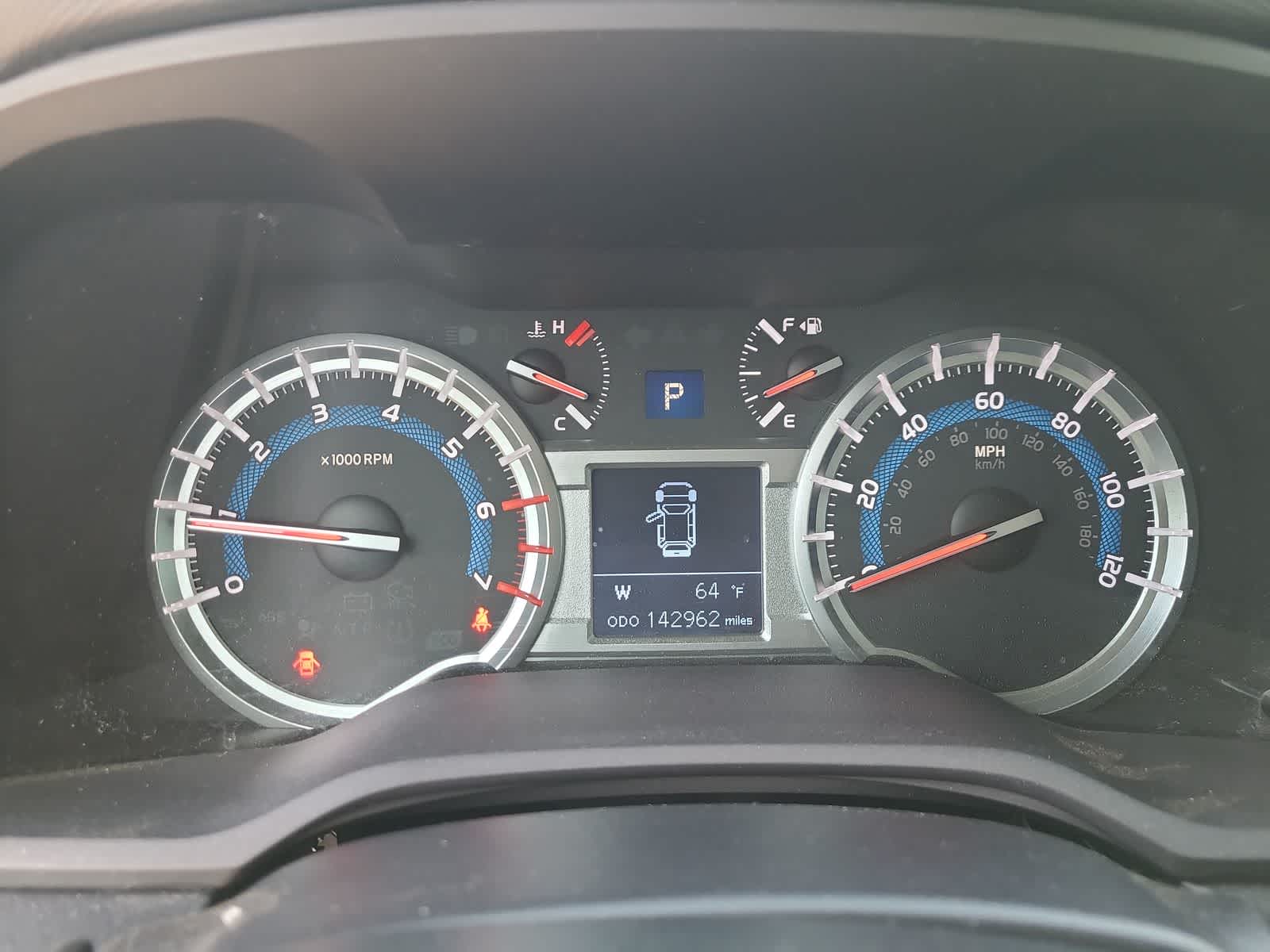 2014 Toyota 4Runner SR5 26