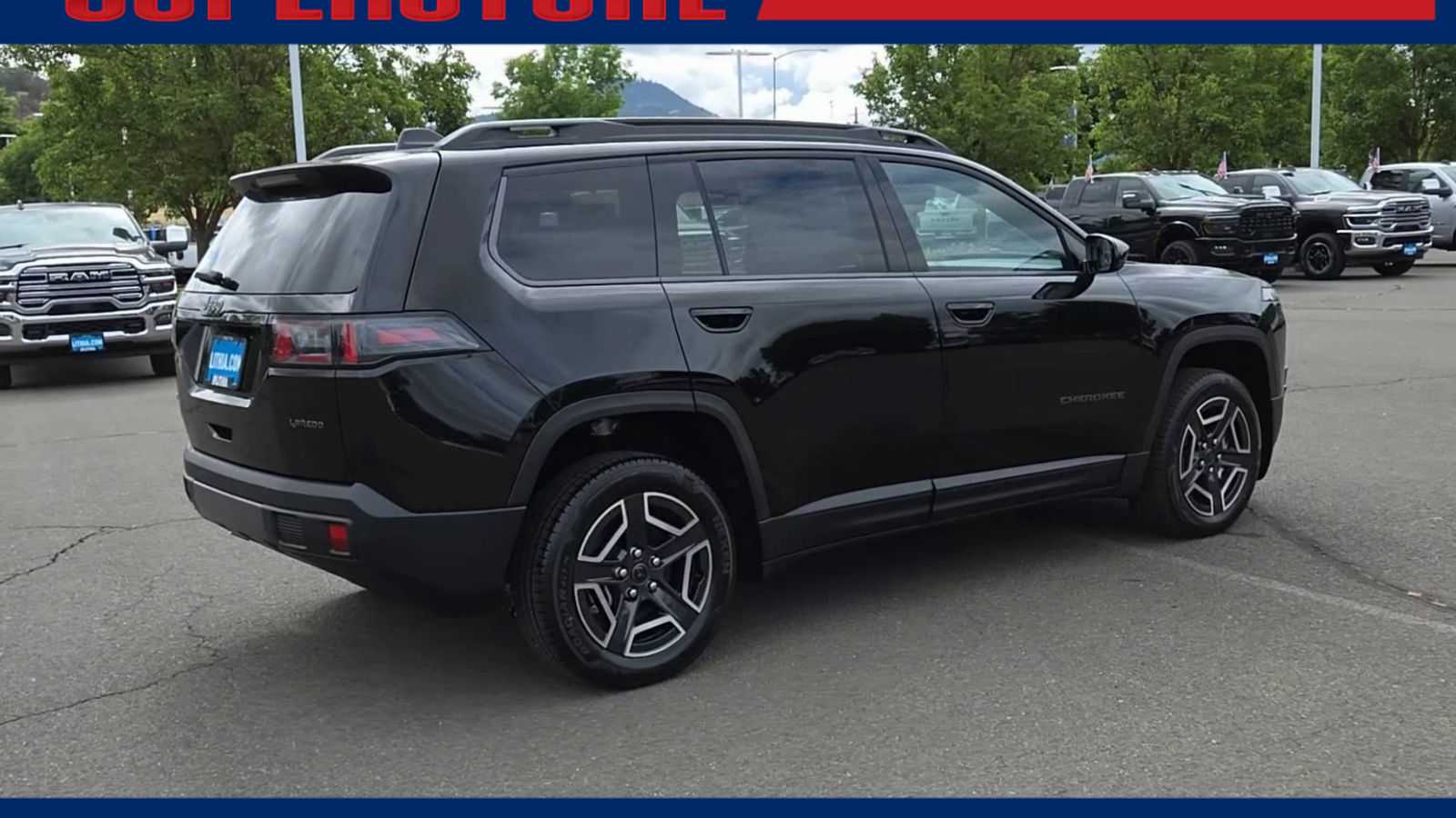 Thumbnail: 2026 Jeep Cherokee - 8