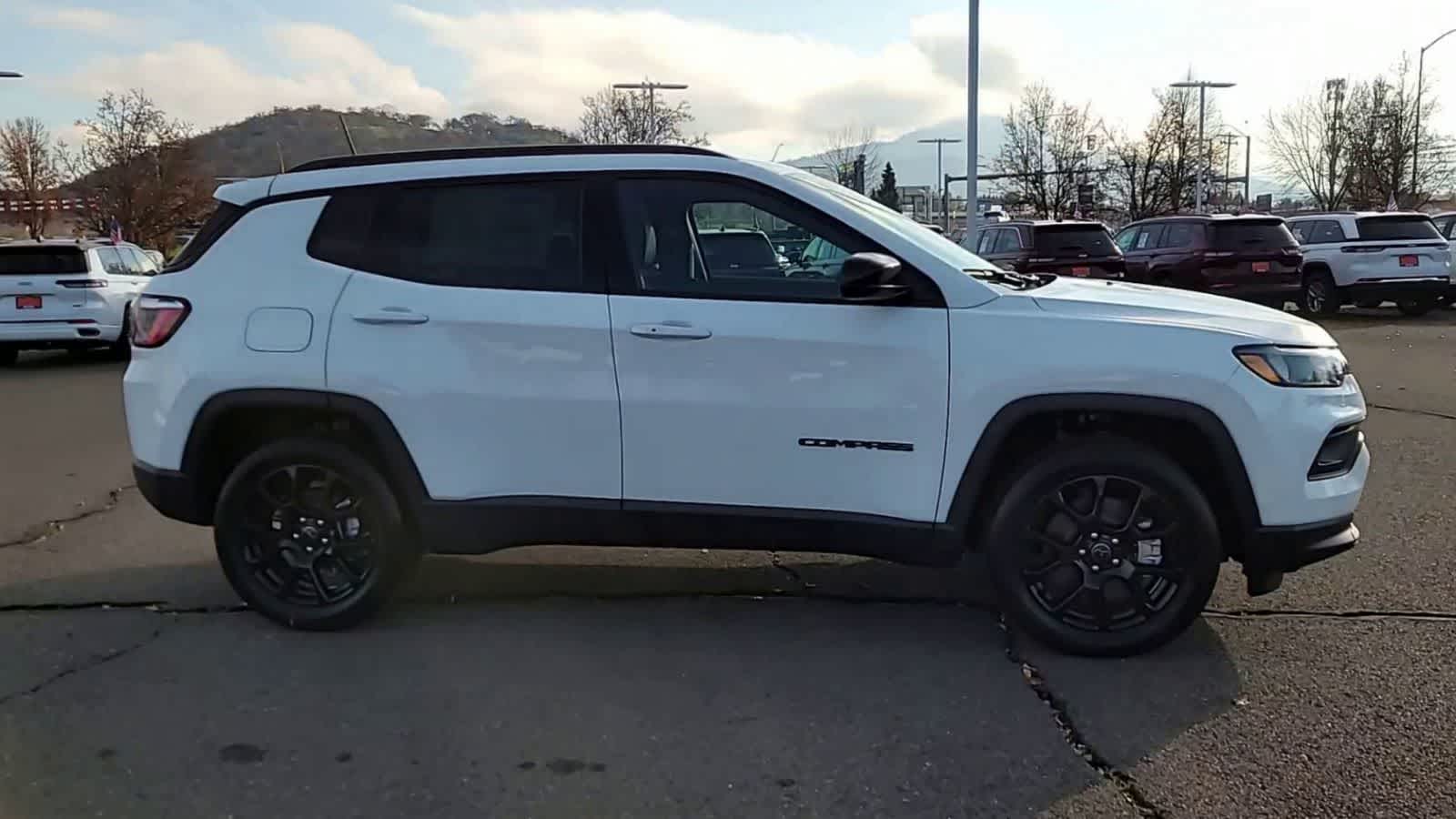 Thumbnail: 2026 Jeep Compass - 9