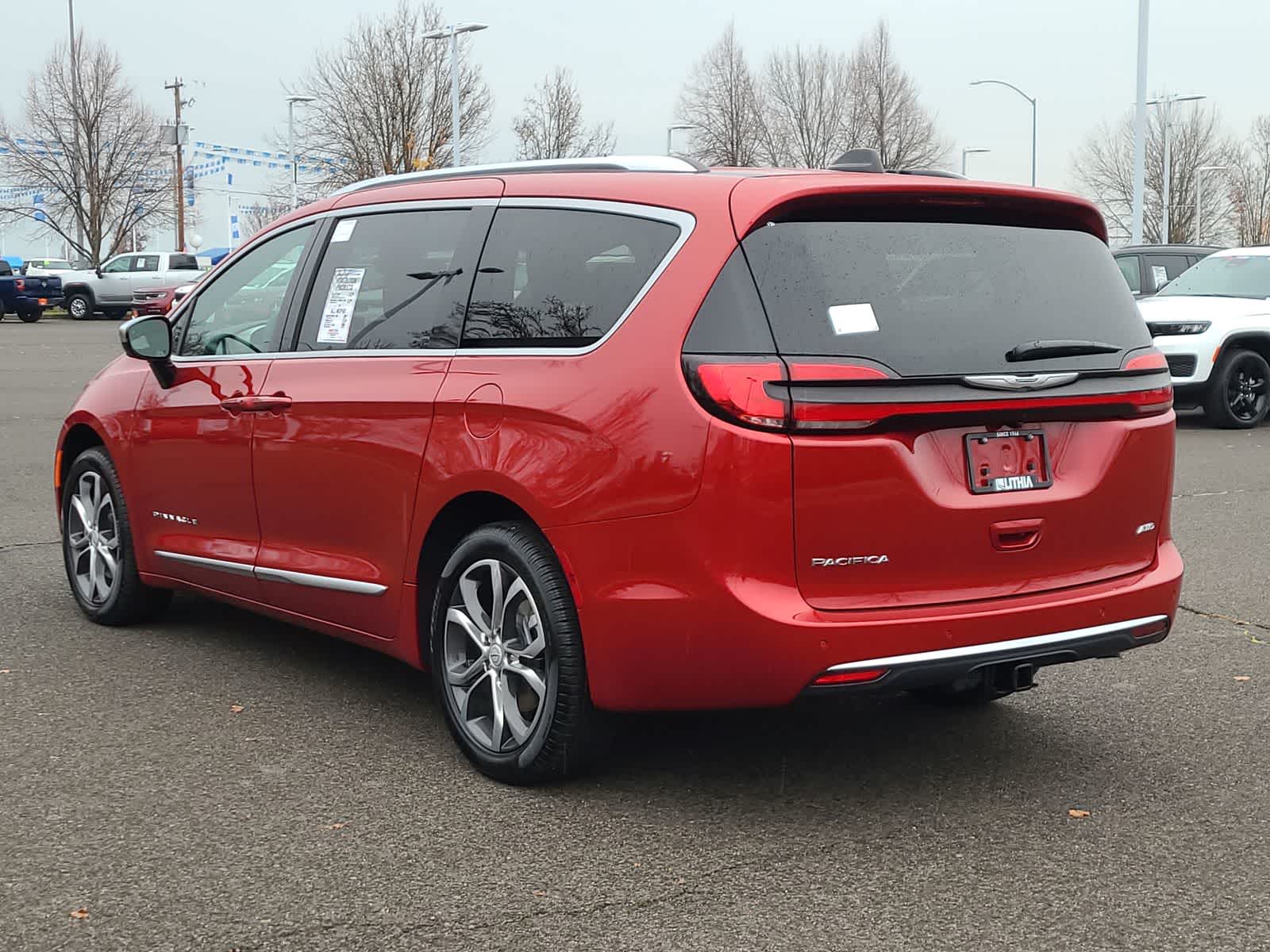 Thumbnail: 2026 Chrysler Pacifica - 12