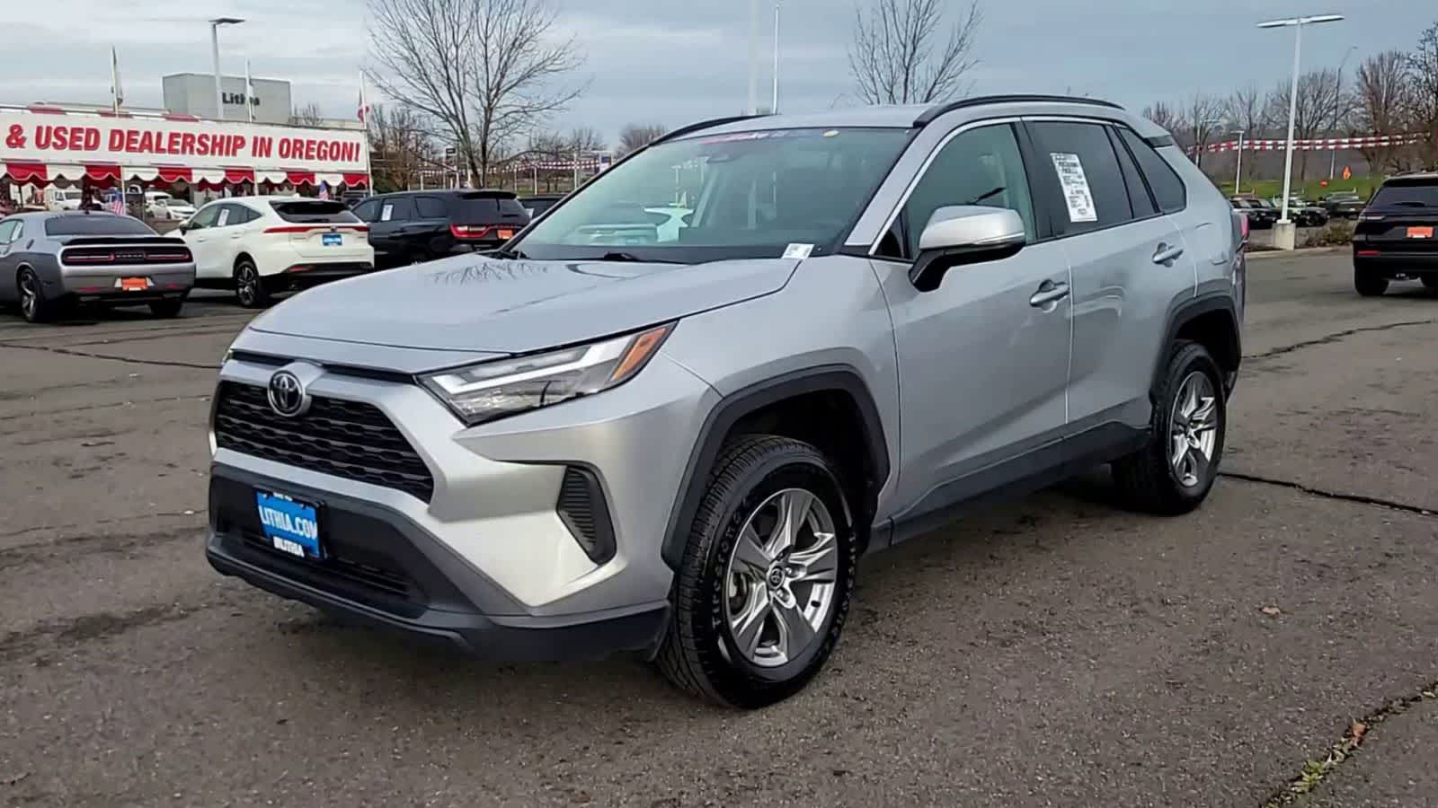 Thumbnail: 2024 Toyota RAV4 - 4