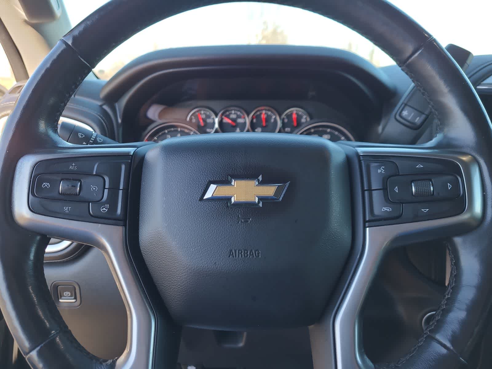 Thumbnail: 2019 Chevrolet Silverado 1500 - 23