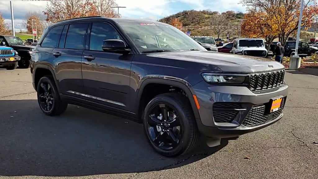 New 2025 Jeep Grand Cherokee ALTITUDE X 4X4 Sport Utility