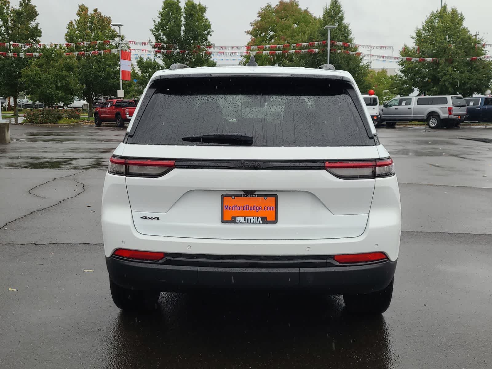 Thumbnail: 2025 Jeep Grand Cherokee - 13