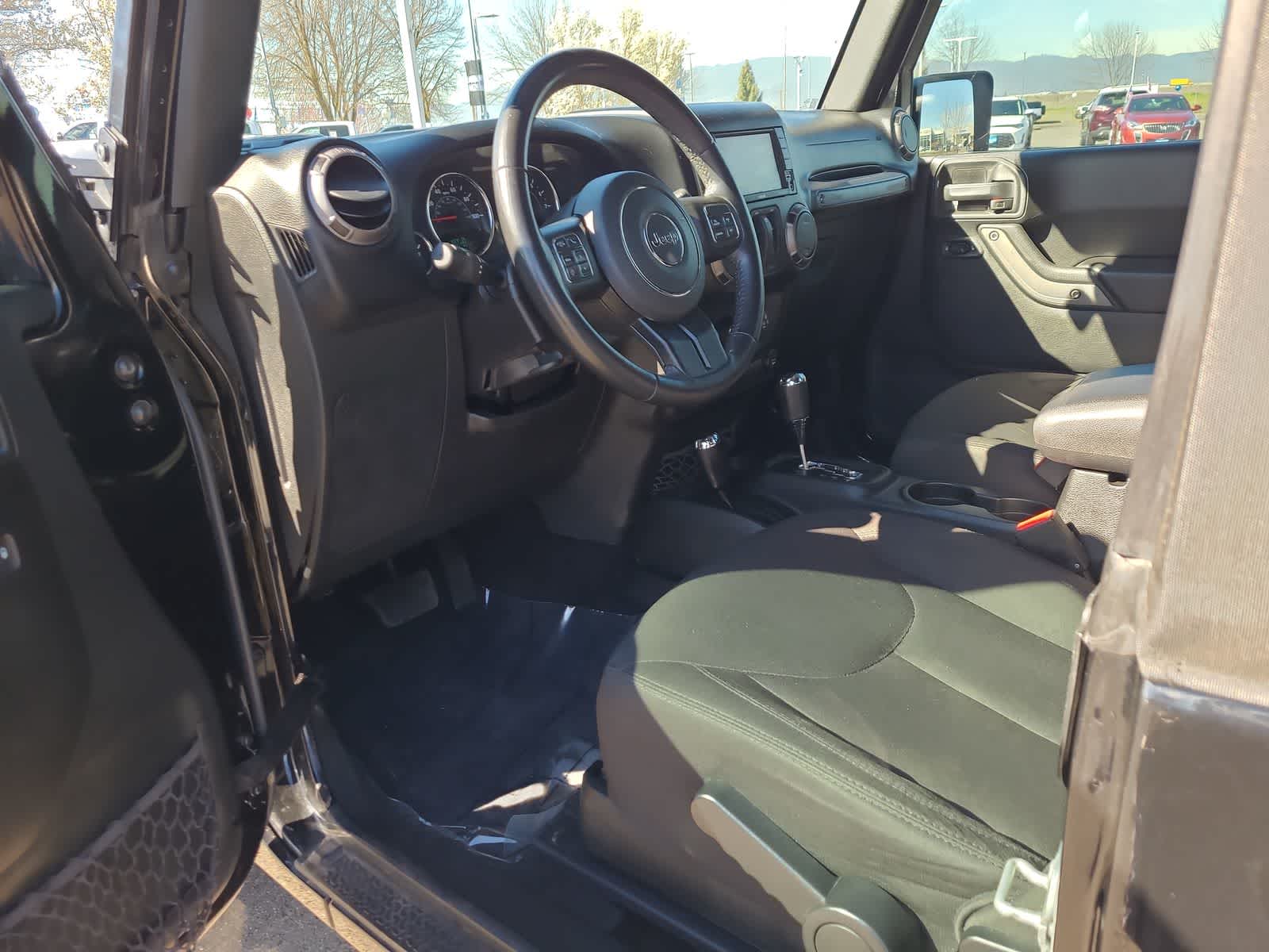 Thumbnail: 2018 Jeep Wrangler - 10