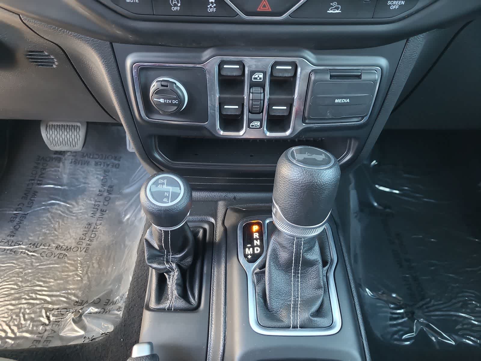 Thumbnail: 2023 Jeep Wrangler - 25