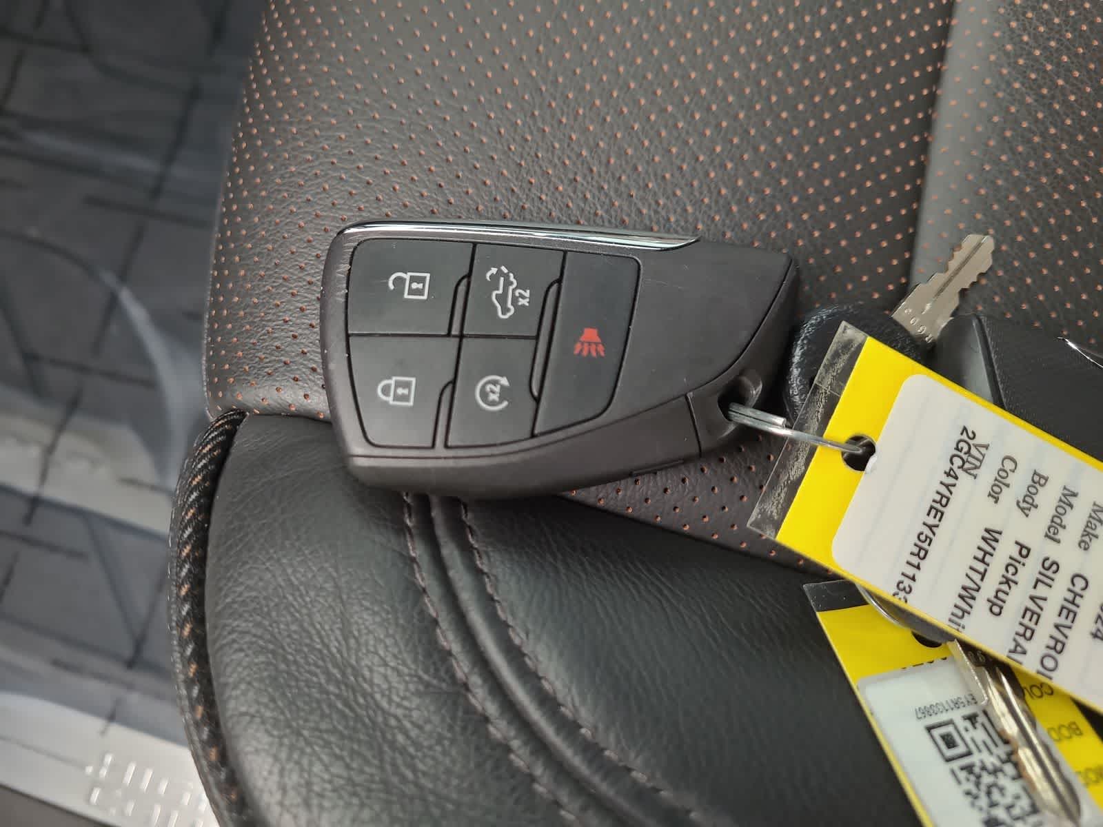 Thumbnail: 2024 Chevrolet Silverado 2500 - 28