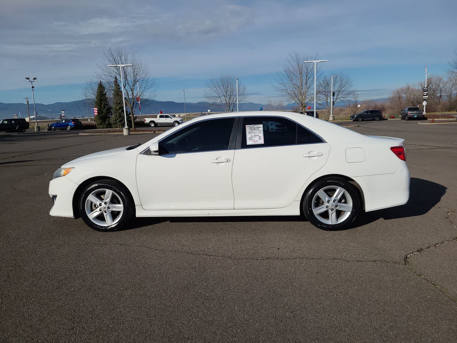 Thumbnail: 2014 Toyota Camry - 11