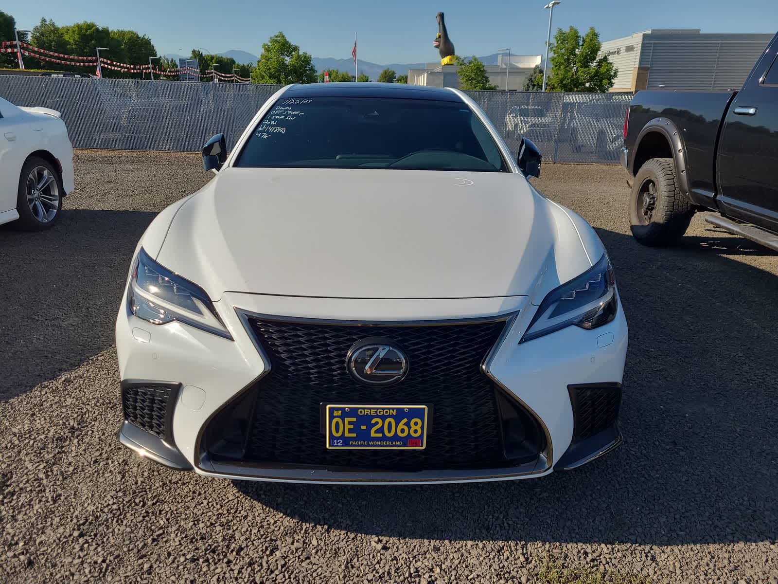 Thumbnail: 2021 Lexus LS - 5