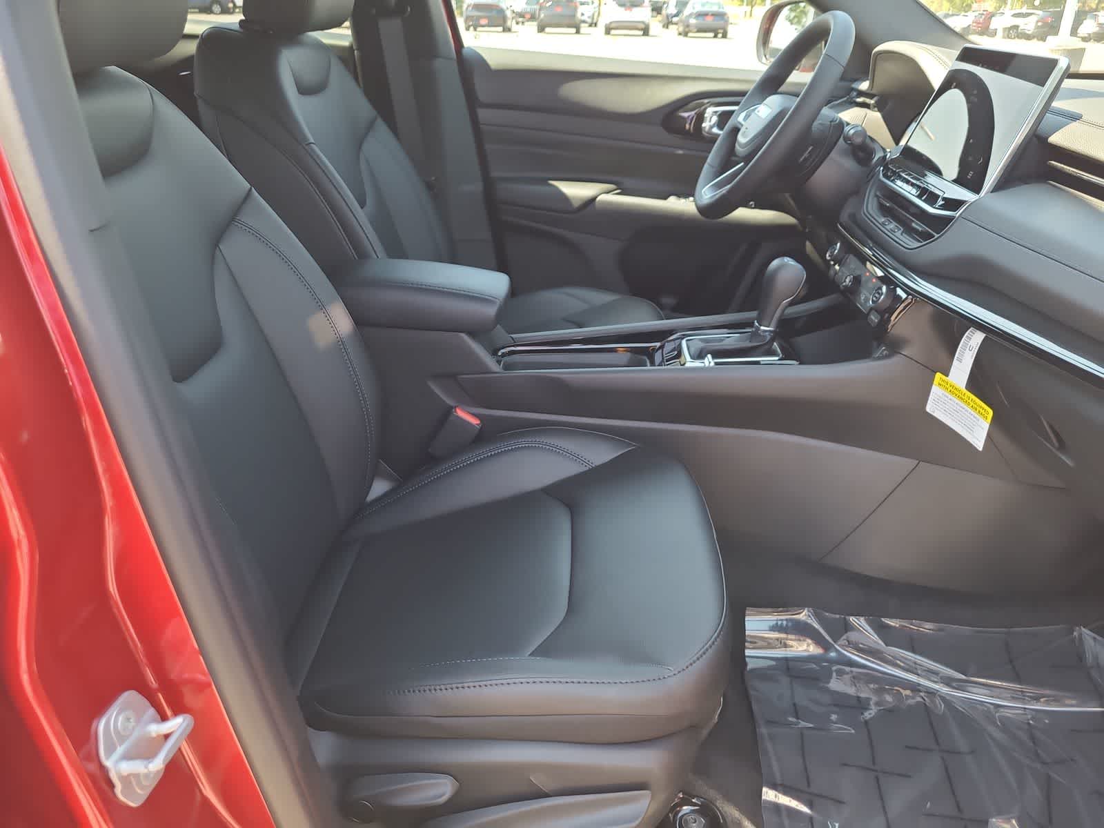 Thumbnail: 2025 Jeep Compass - 22