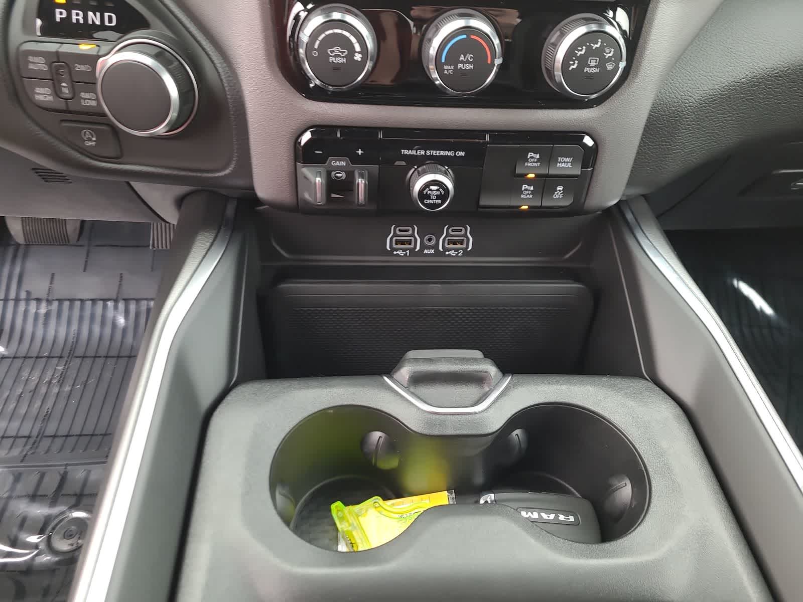 Thumbnail: 2026 RAM 1500 - 25