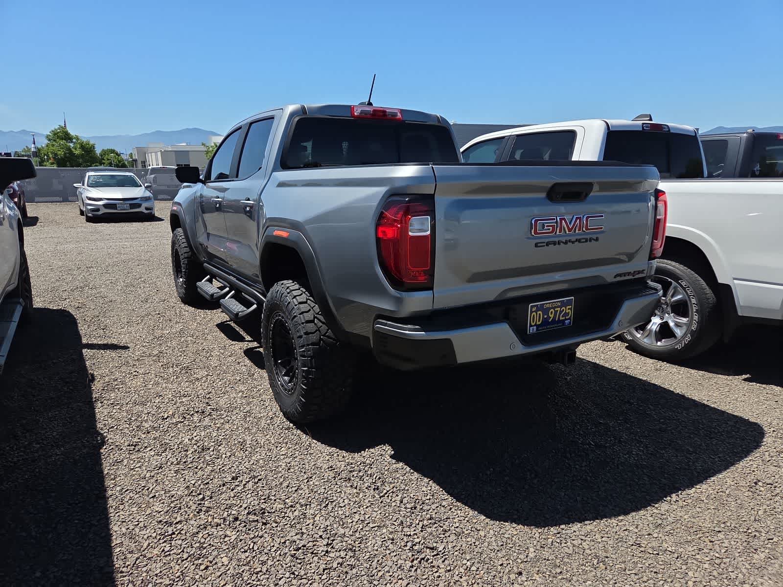 Thumbnail: 2023 GMC Canyon - 3