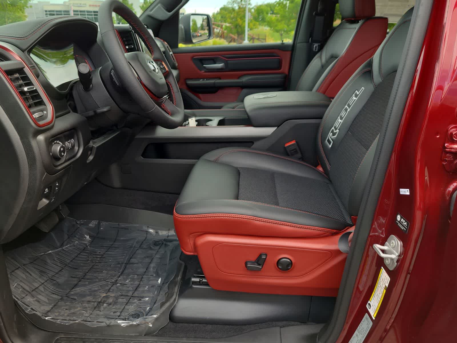 Thumbnail: 2025 RAM 1500 - 19