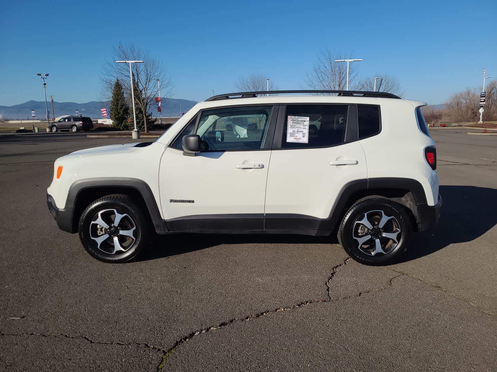 Thumbnail: 2020 Jeep Renegade - 11
