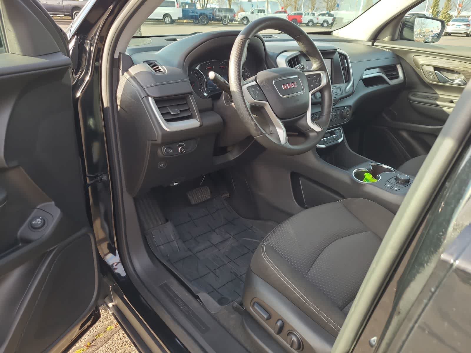 Thumbnail: 2024 GMC Terrain - 10