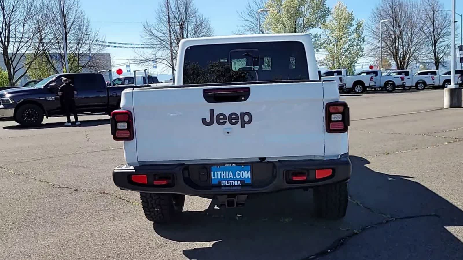 Thumbnail: 2026 Jeep Gladiator - 7