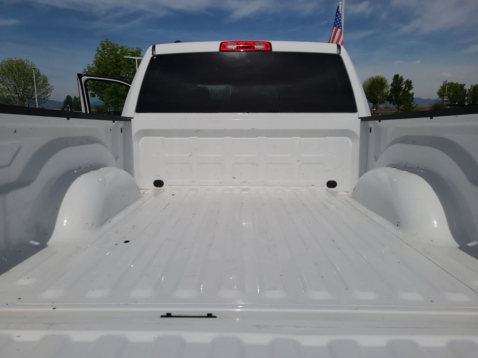 Thumbnail: 2024 RAM 1500 Classic - 27
