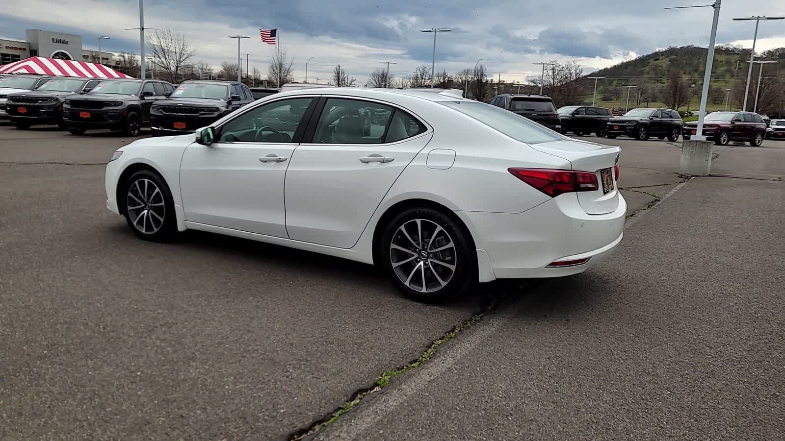 Thumbnail: 2015 Acura TLX - 6