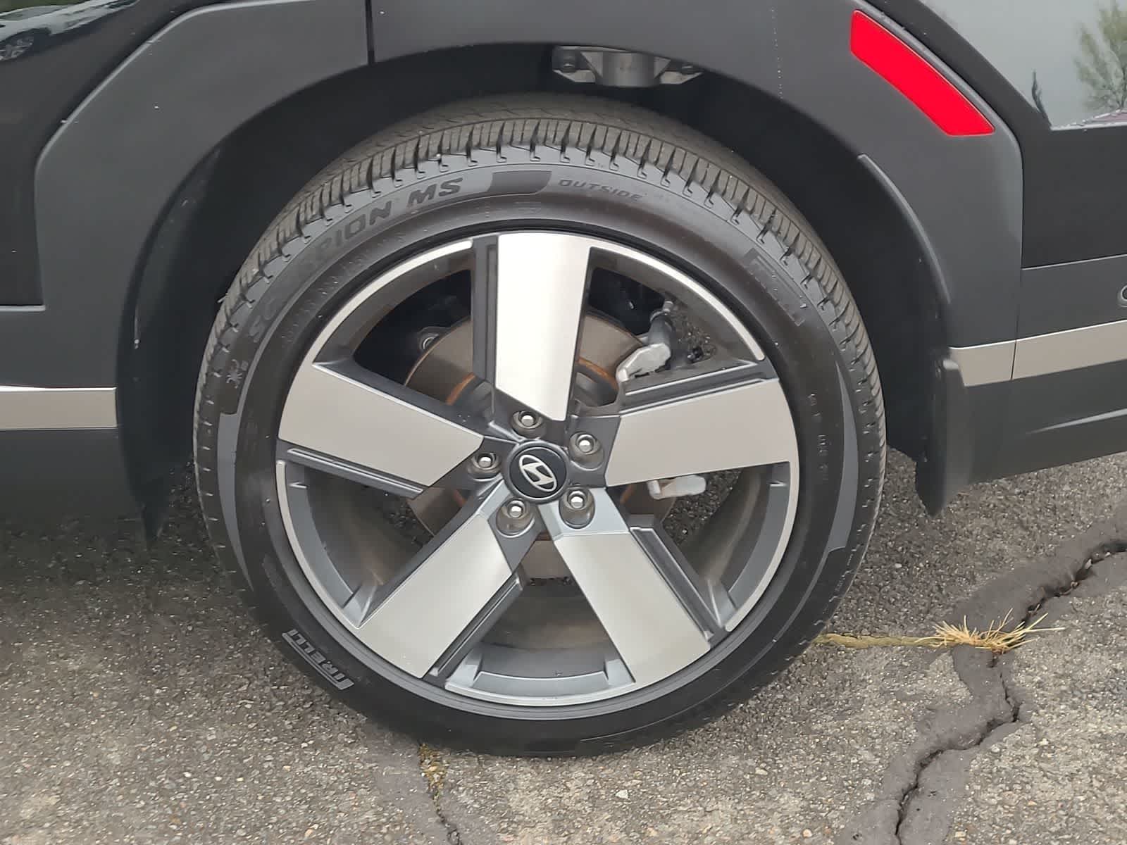 Thumbnail: 2025 Hyundai Santa Fe - 16