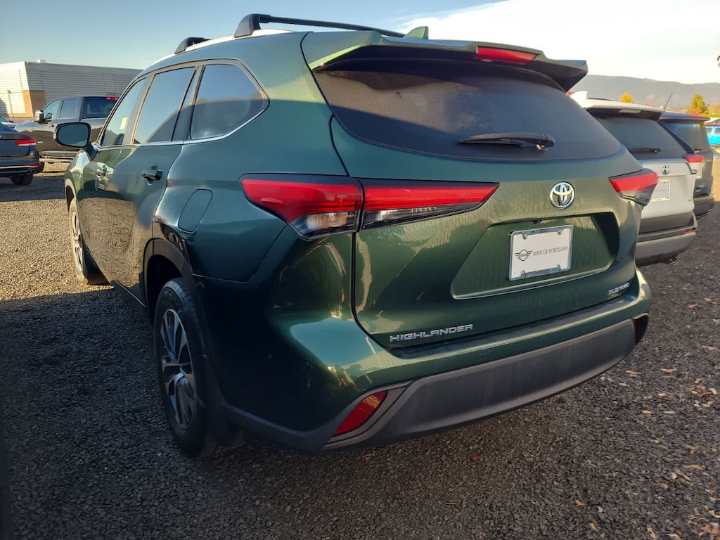 Used 2023 Toyota Highlander XLE SUV