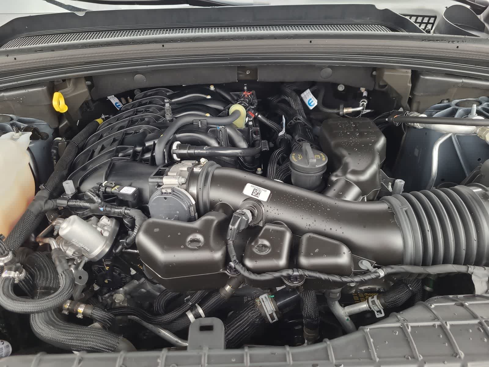 Thumbnail: 2024 Jeep Grand Cherokee - 17