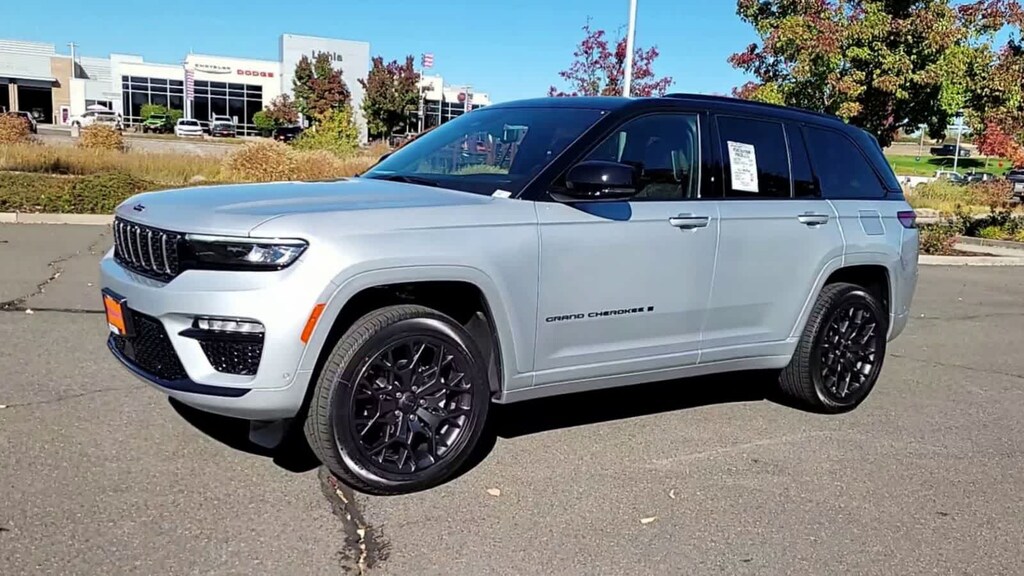 New 2025 Jeep Grand Cherokee SUMMIT RESERVE 4X4 Sport Utility