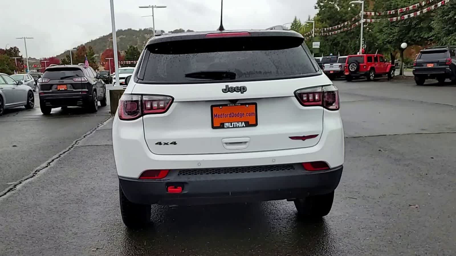 Thumbnail: 2023 Jeep Compass - 7