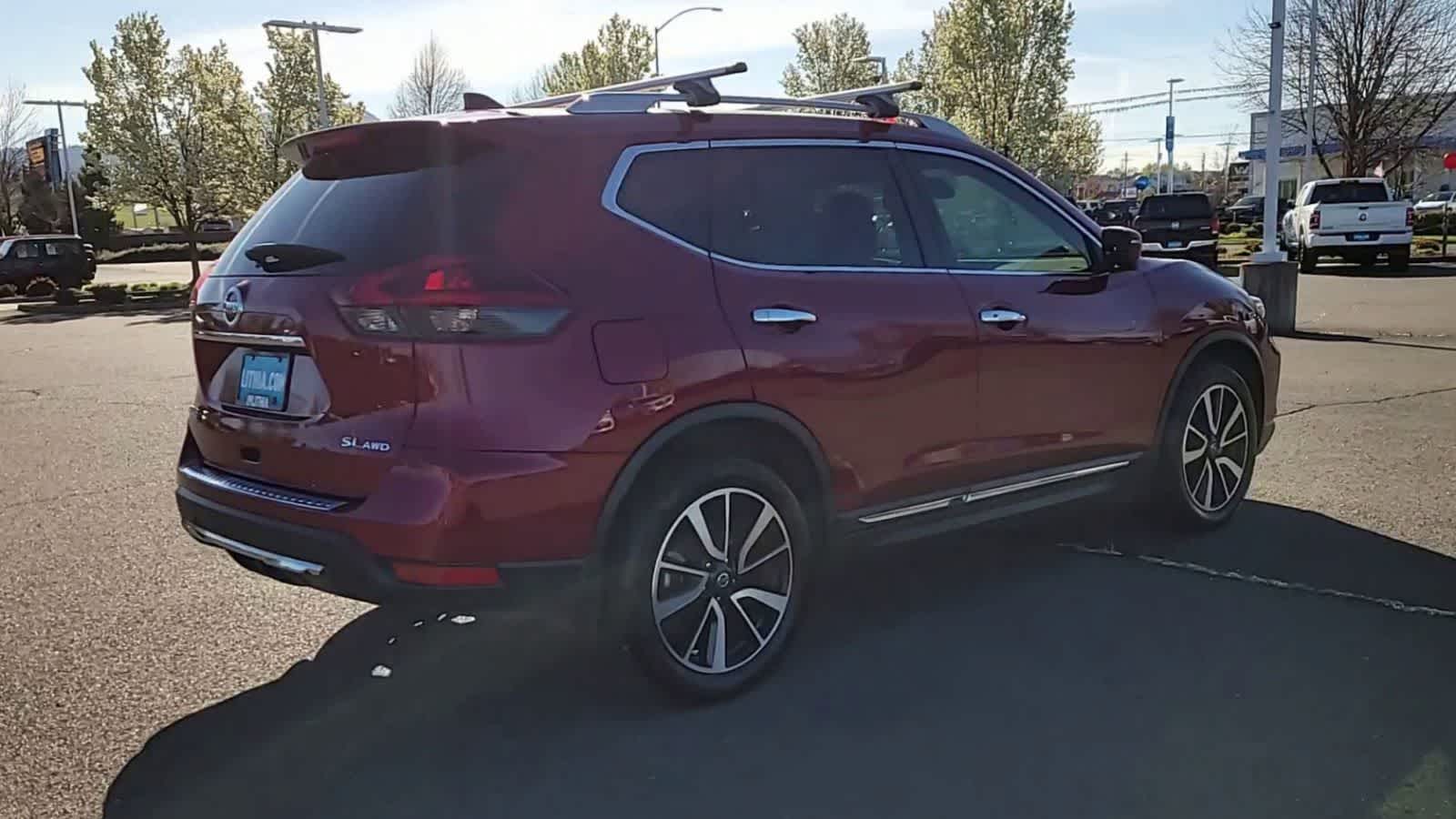 Thumbnail: 2020 Nissan Rogue - 8