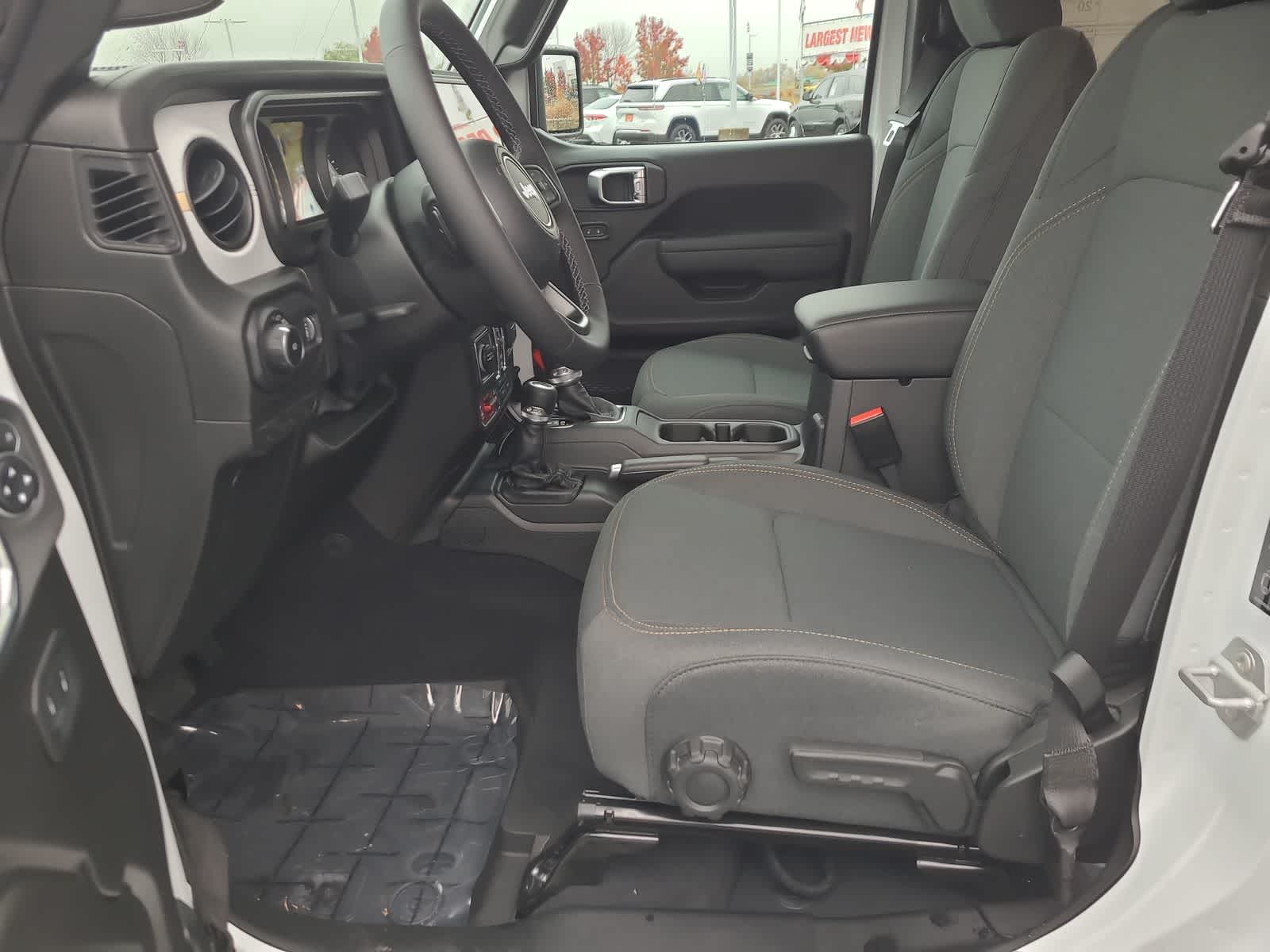 Thumbnail: 2026 Jeep Wrangler - 19