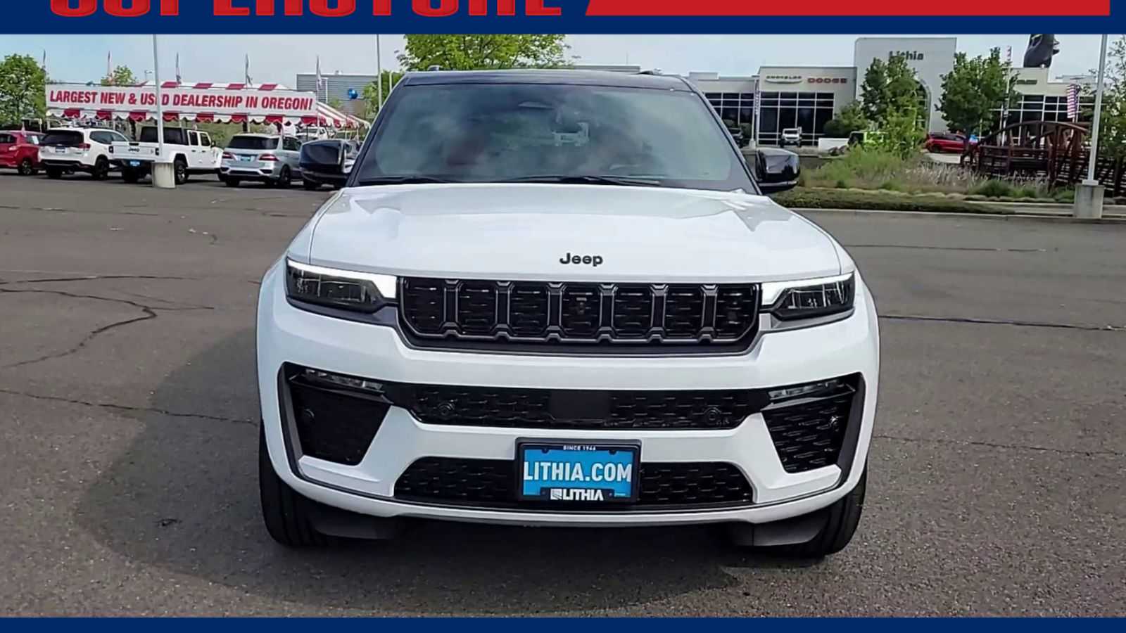 Thumbnail: 2026 Jeep Grand Cherokee - 3