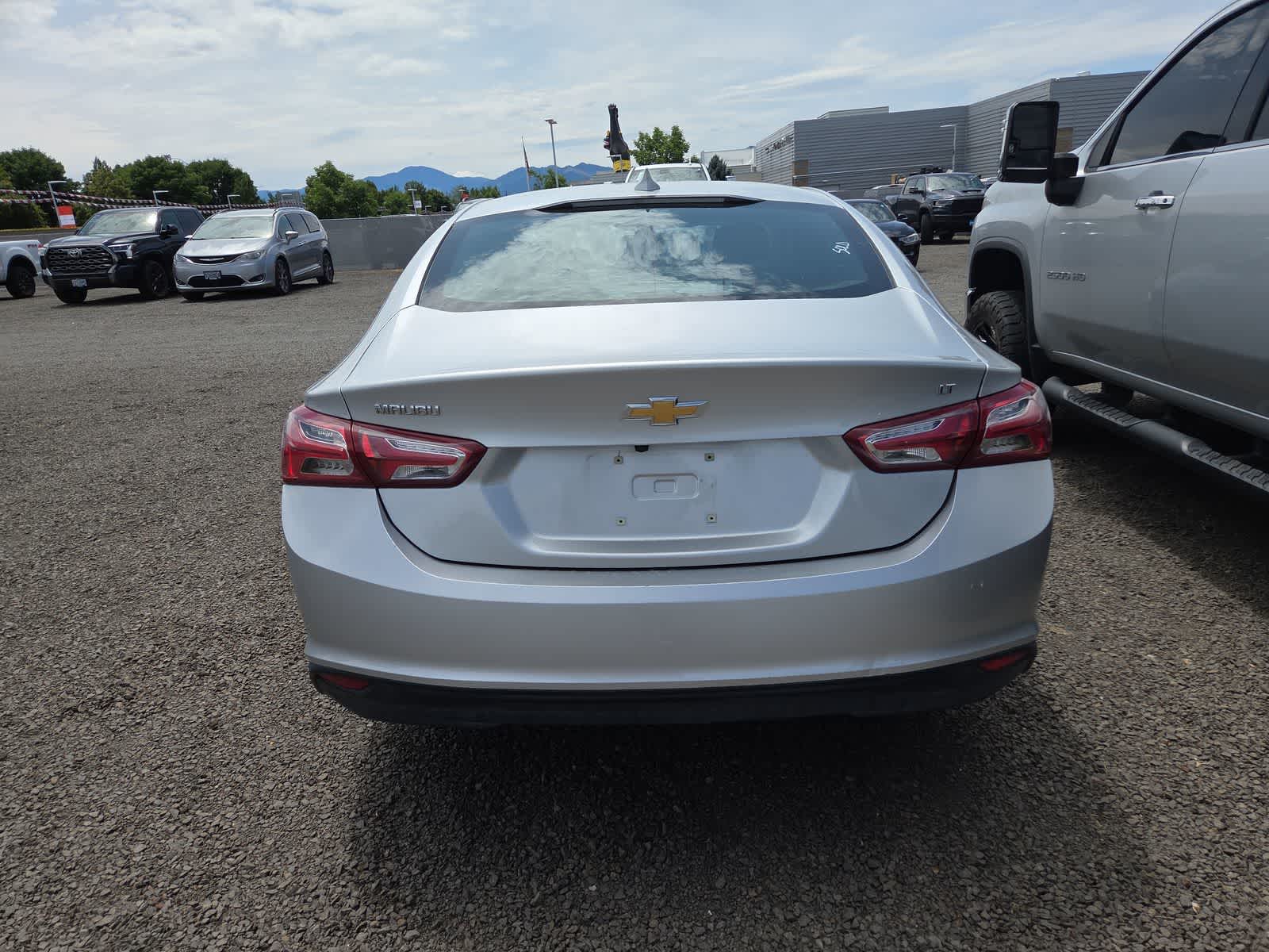 Thumbnail: 2019 Chevrolet Malibu - 4