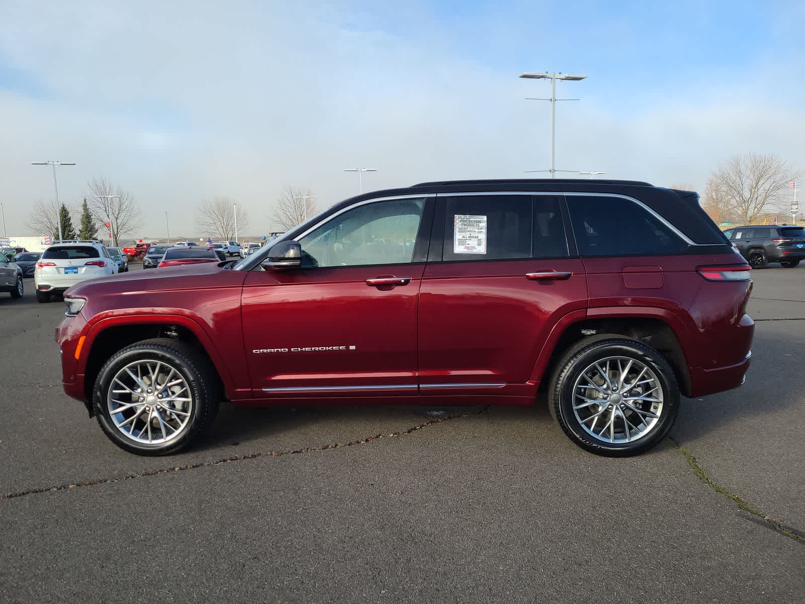 Thumbnail: 2025 Jeep Grand Cherokee - 11