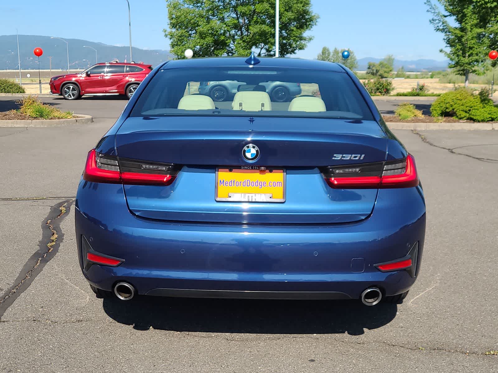2021 BMW 3 Series 330i 13