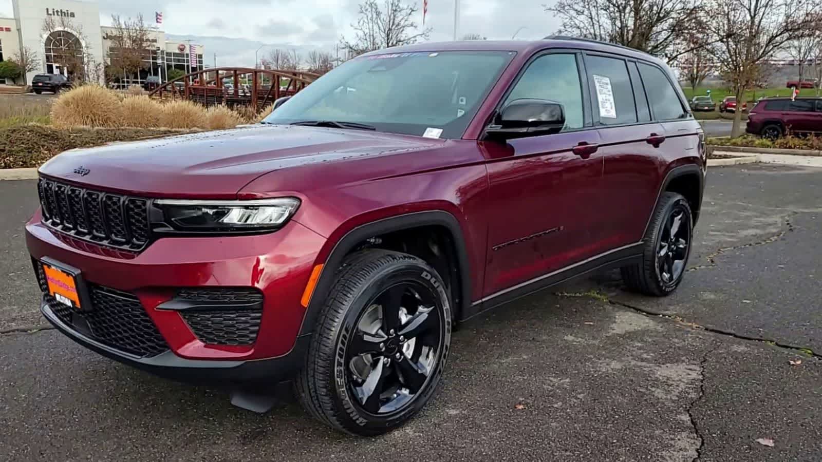 Thumbnail: 2025 Jeep Grand Cherokee - 4