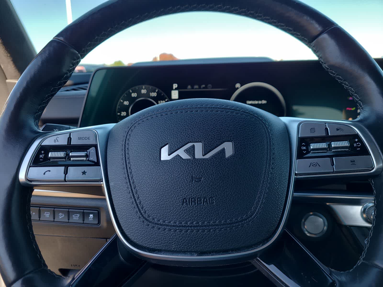 Thumbnail: 2023 Kia Telluride - 23