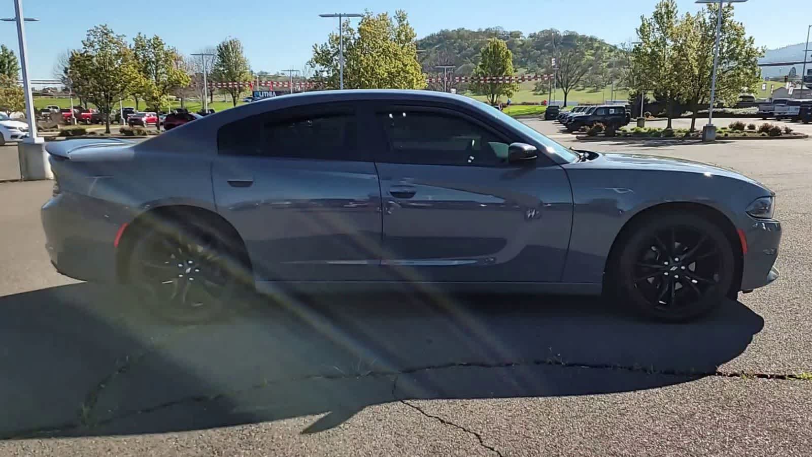 Thumbnail: 2018 Dodge Charger - 9