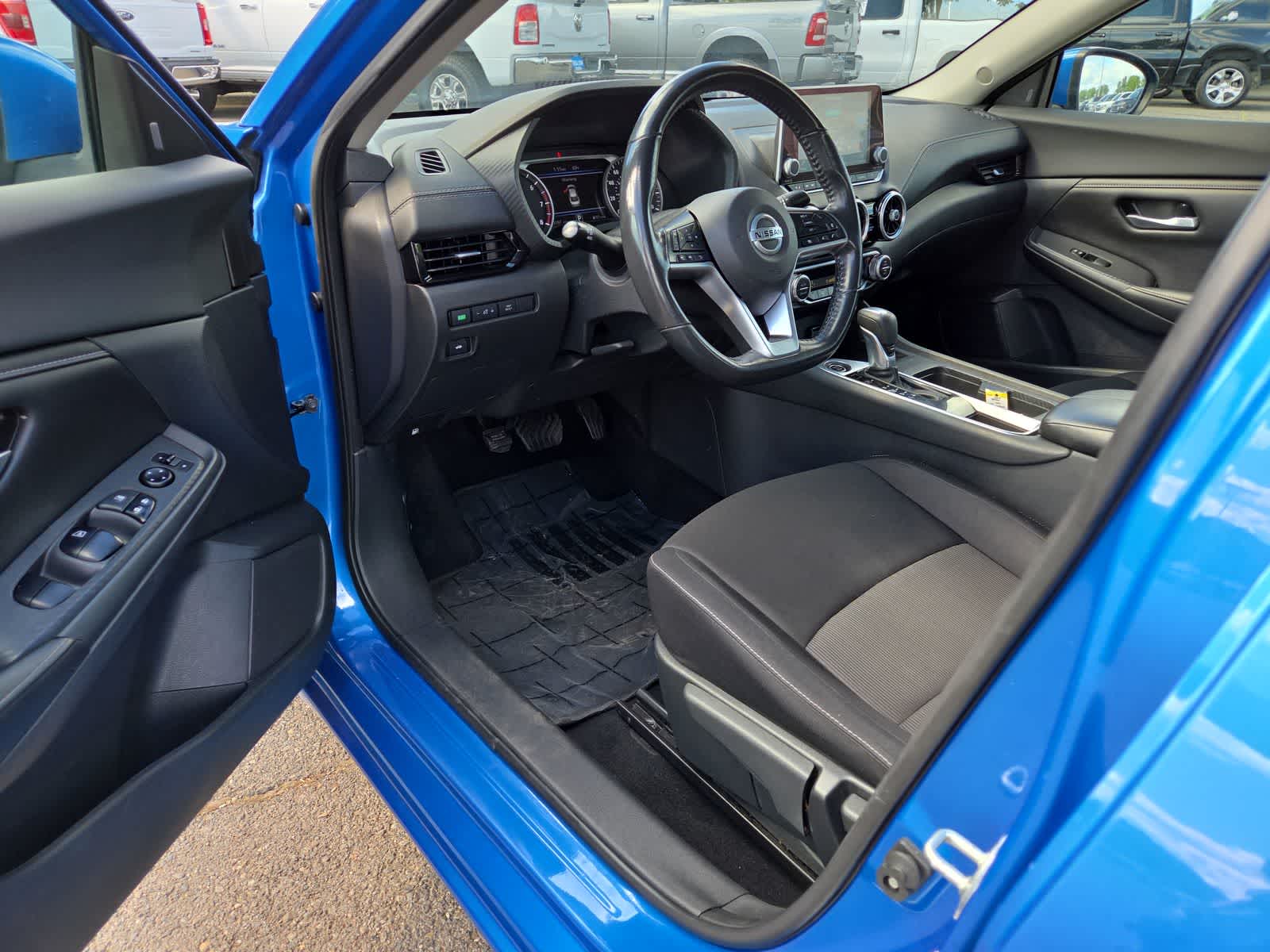 Thumbnail: 2021 Nissan Sentra - 10