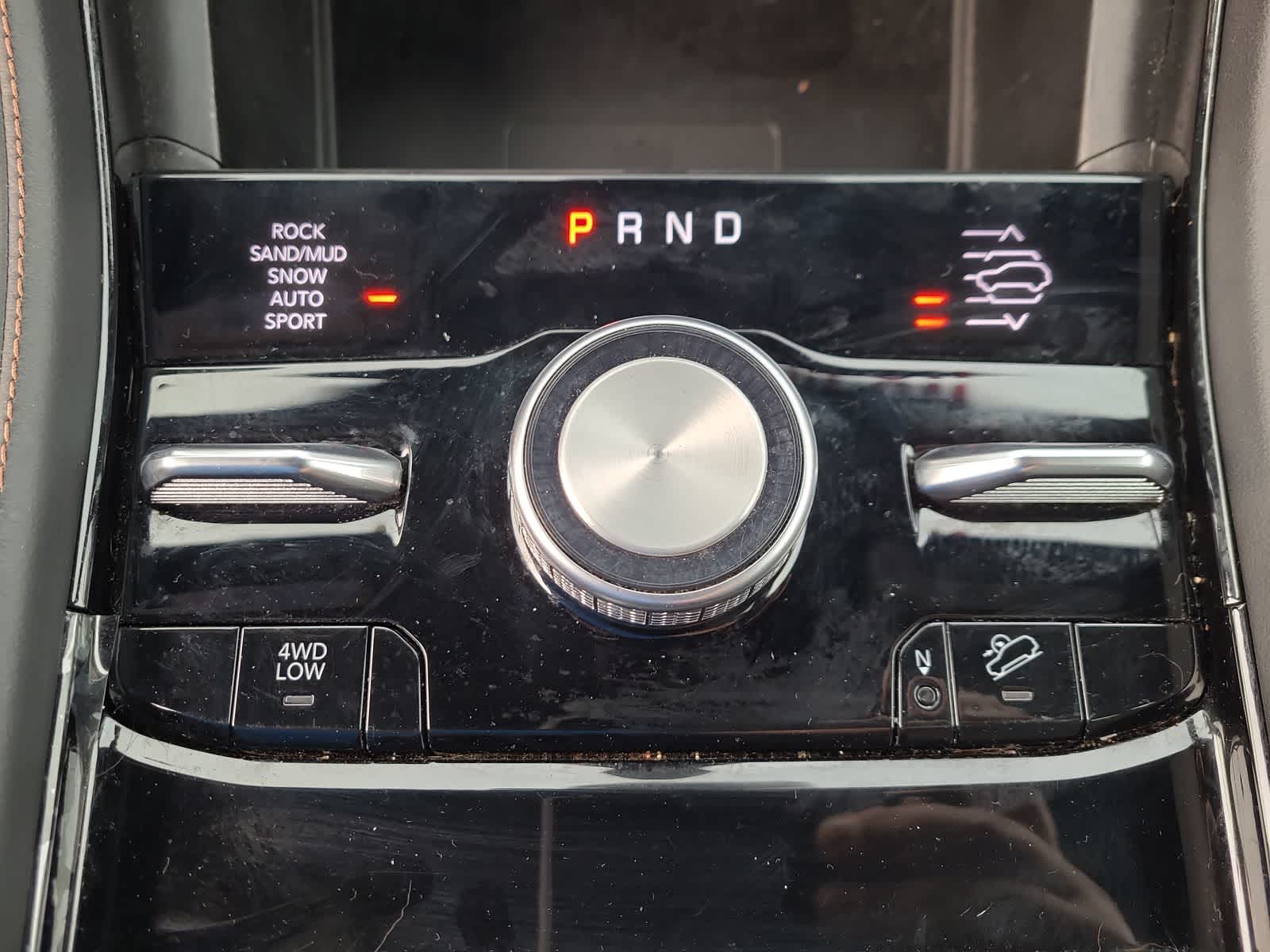 Thumbnail: 2023 Jeep Grand Cherokee - 25