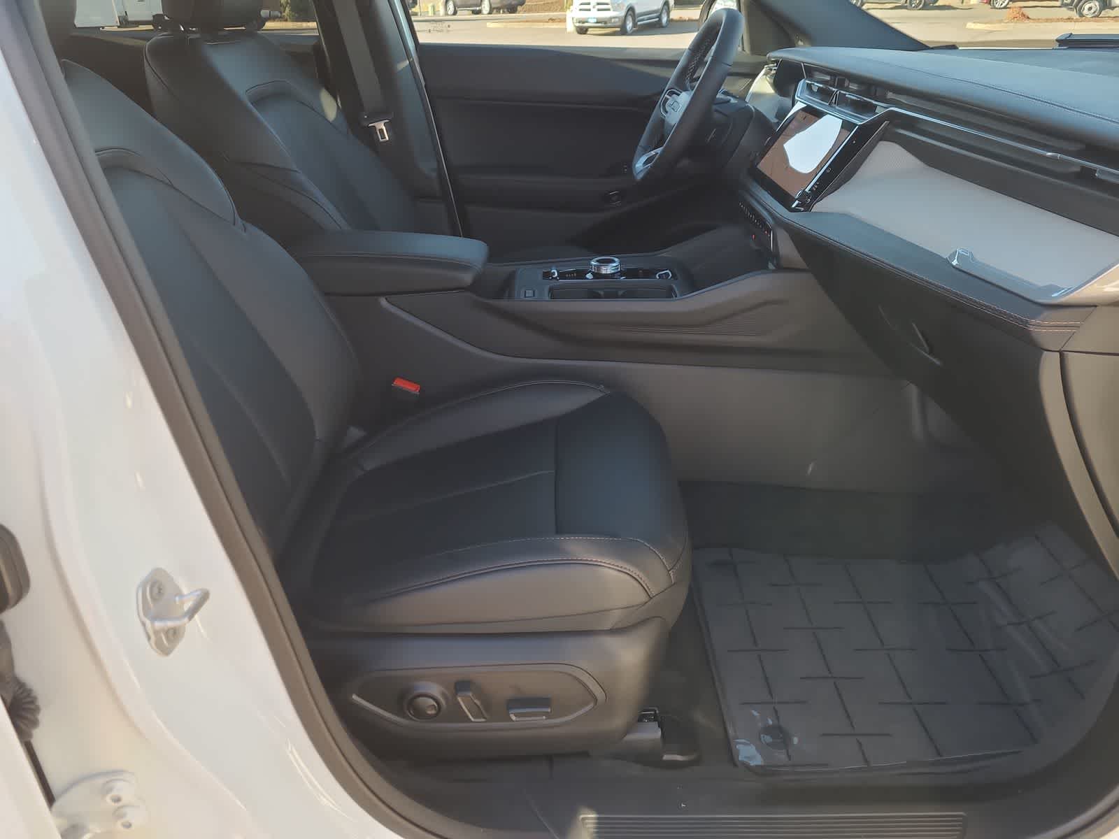 Thumbnail: 2026 Jeep Cherokee - 22