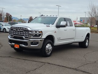 2026 Ram 3500 LIMITED CREW CAB 4X4 8' BOX Pickup