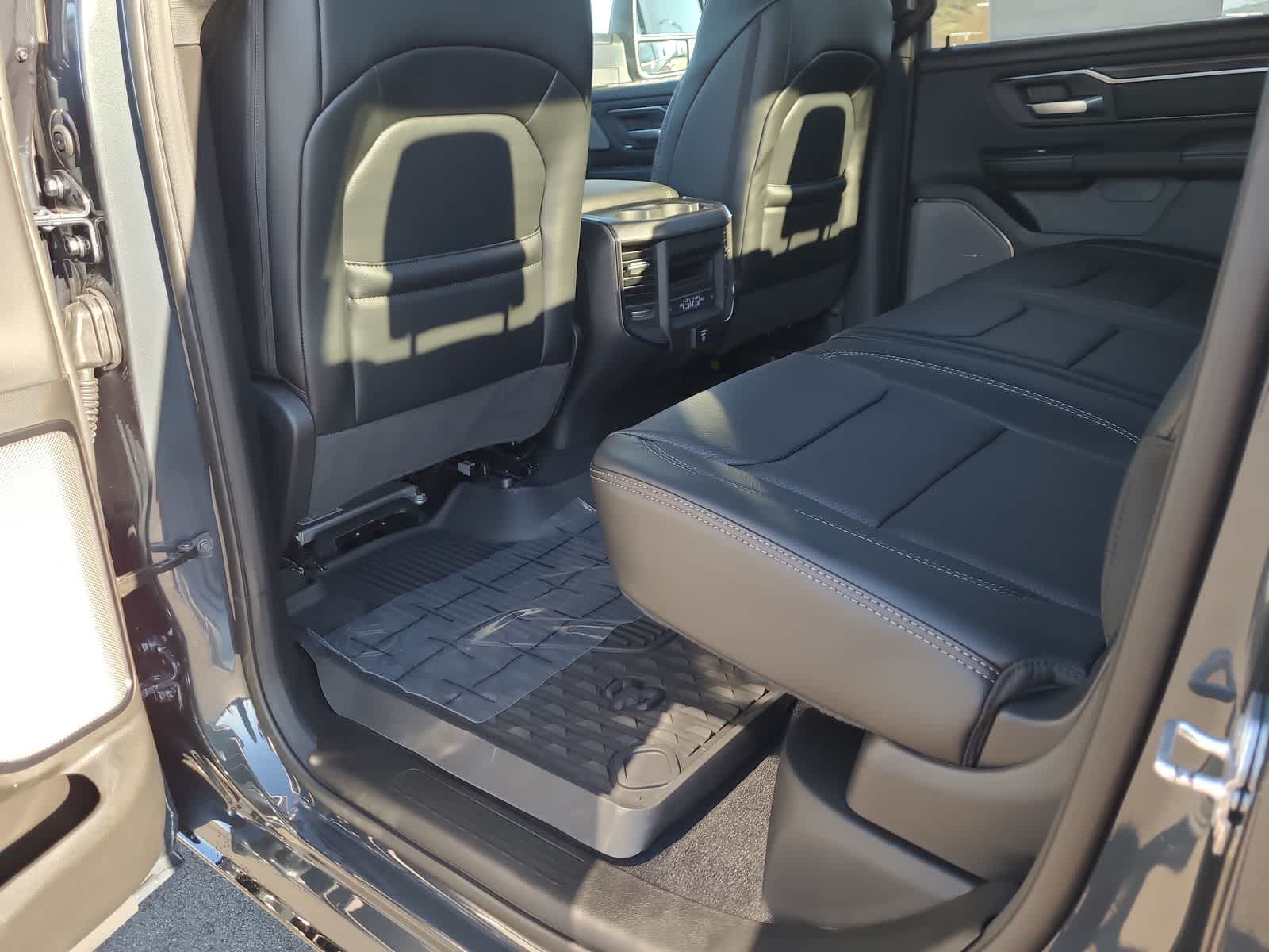 Thumbnail: 2026 RAM 1500 - 20