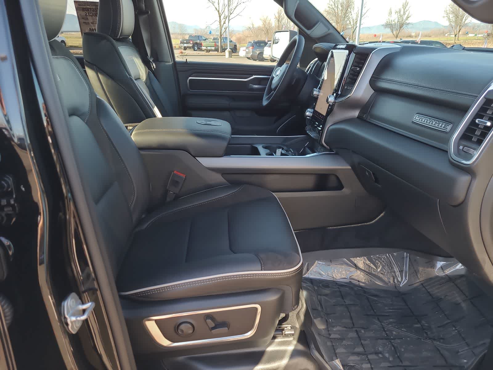 Thumbnail: 2026 RAM 1500 - 22