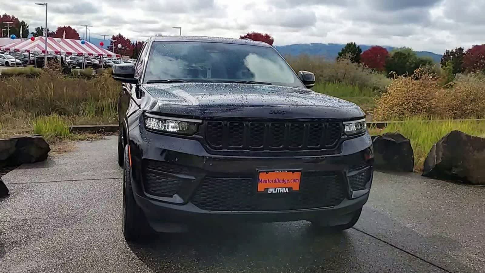 Thumbnail: 2025 Jeep Grand Cherokee - 2