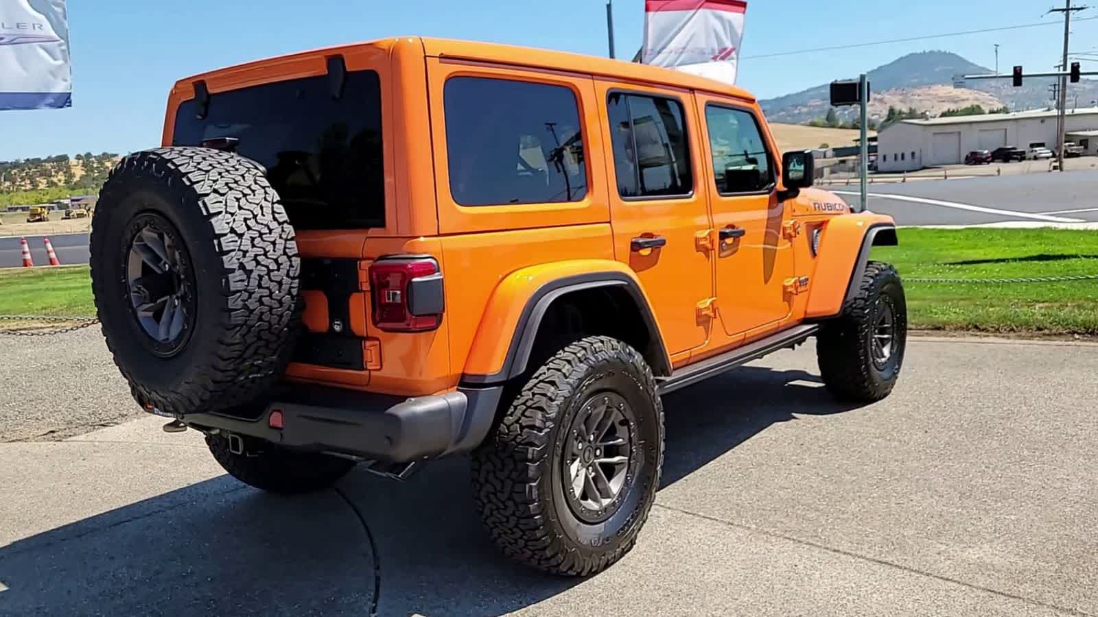 Thumbnail: 2025 Jeep Wrangler - 4