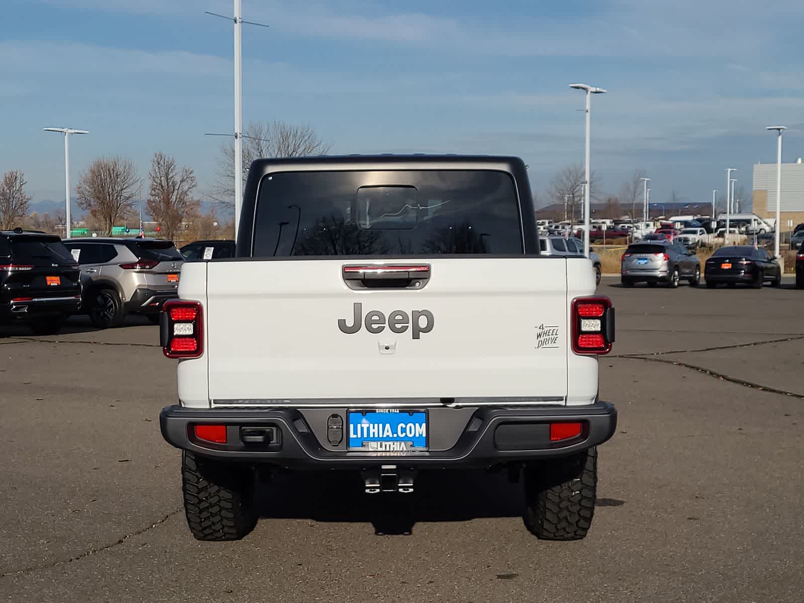 Thumbnail: 2026 Jeep Gladiator - 13