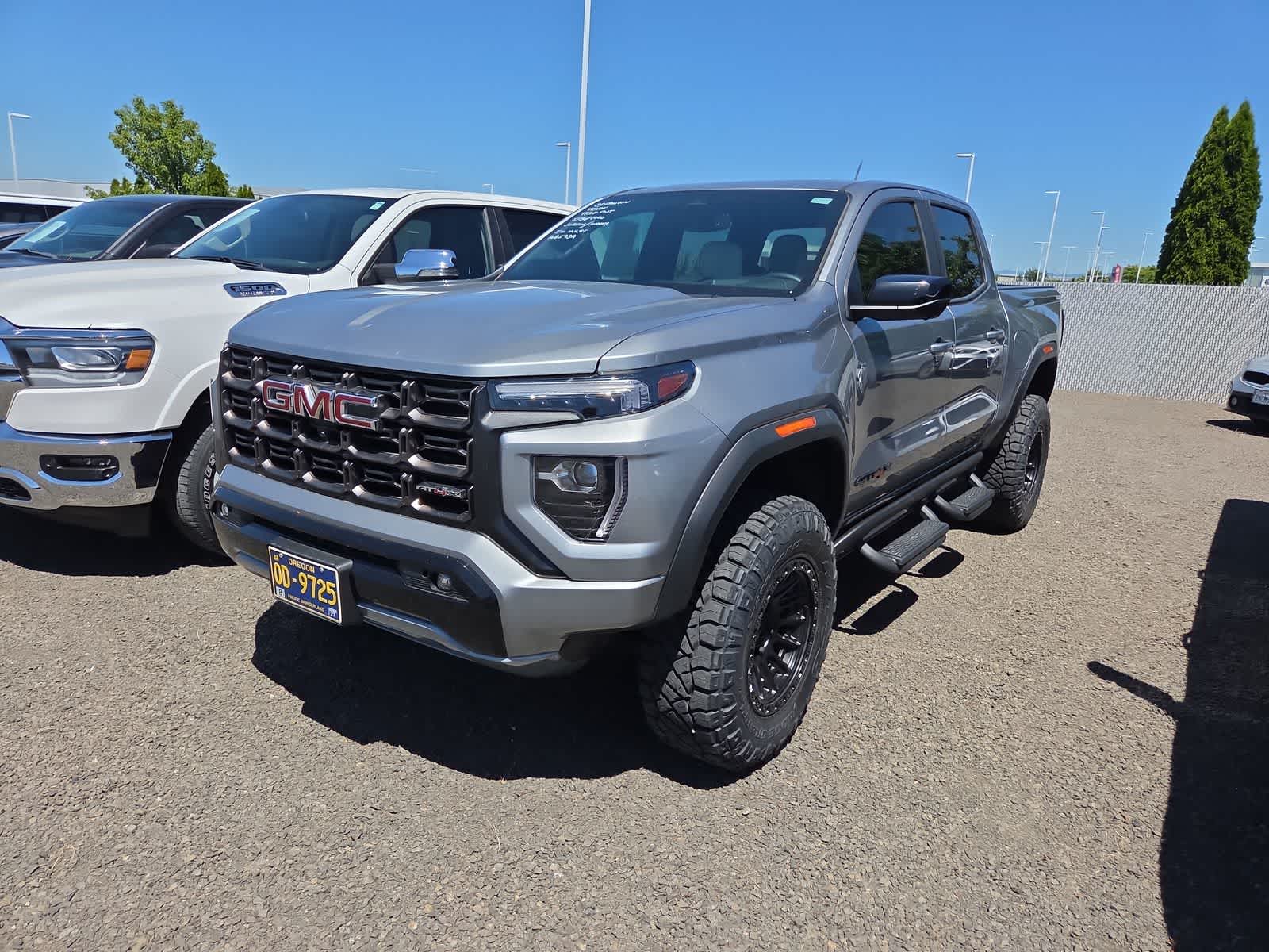 2023 GMC Canyon 4WD AT4X Crew Cab Short Box's photo