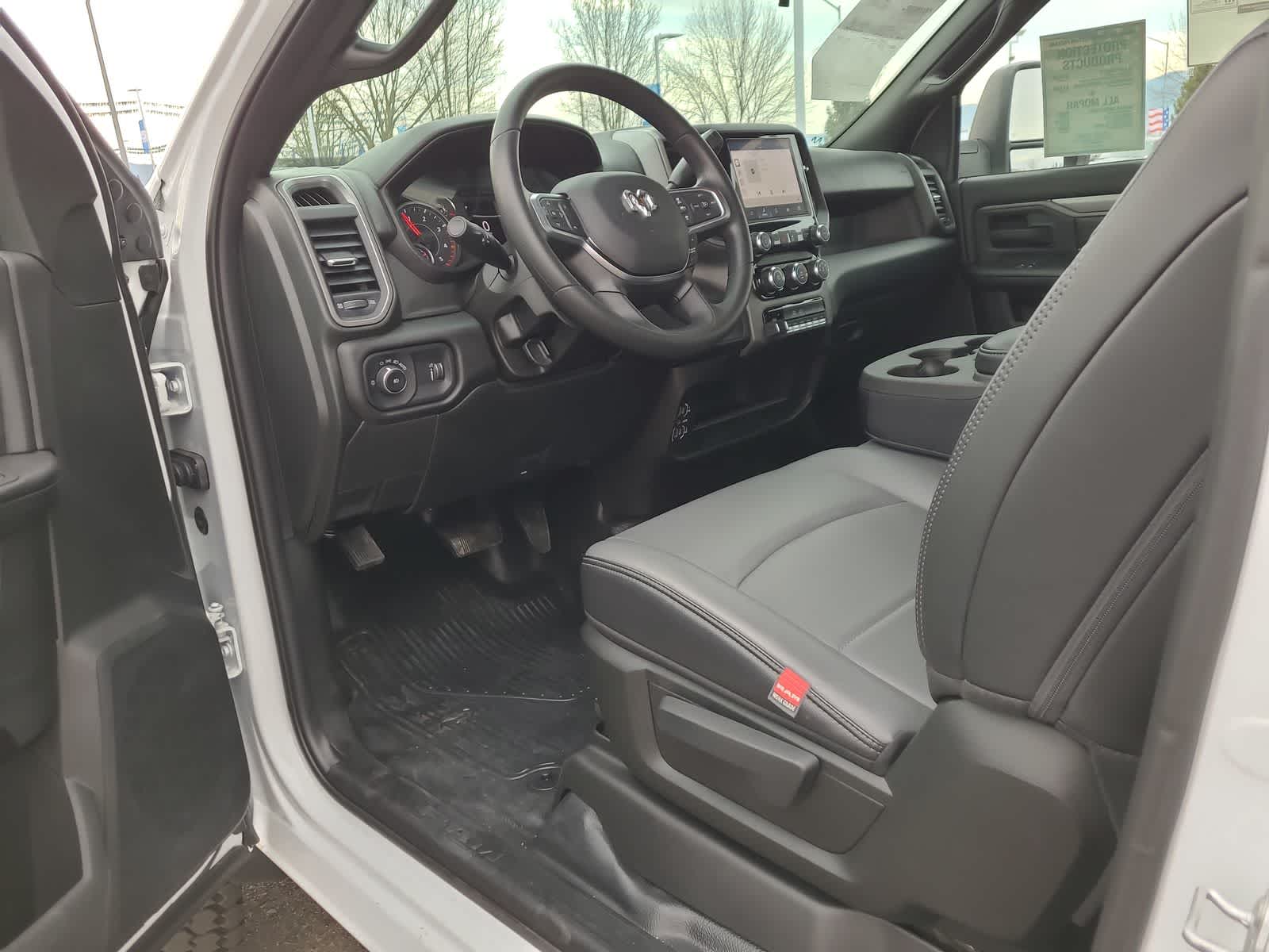 Thumbnail: 2025 RAM 5500 - 10