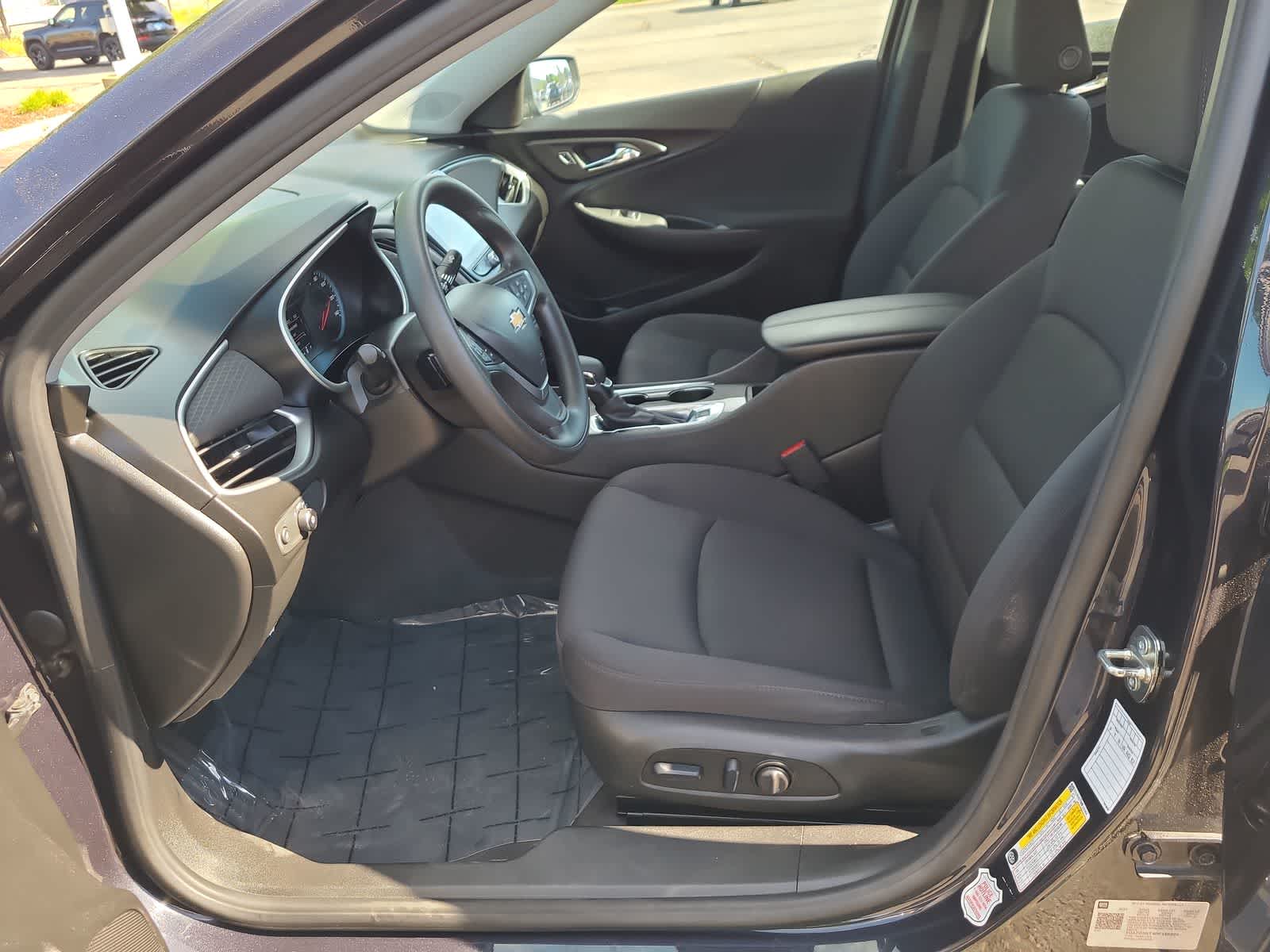 2023 Chevrolet Malibu LT 19
